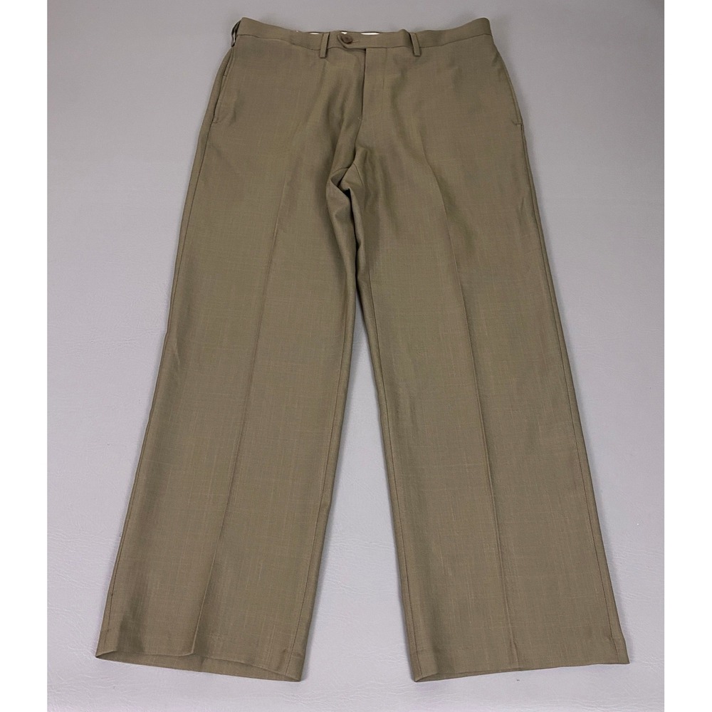 Haggar Dress Pants Men's Size 34x29 Classic Fit Brown Beige / Tan Polyester